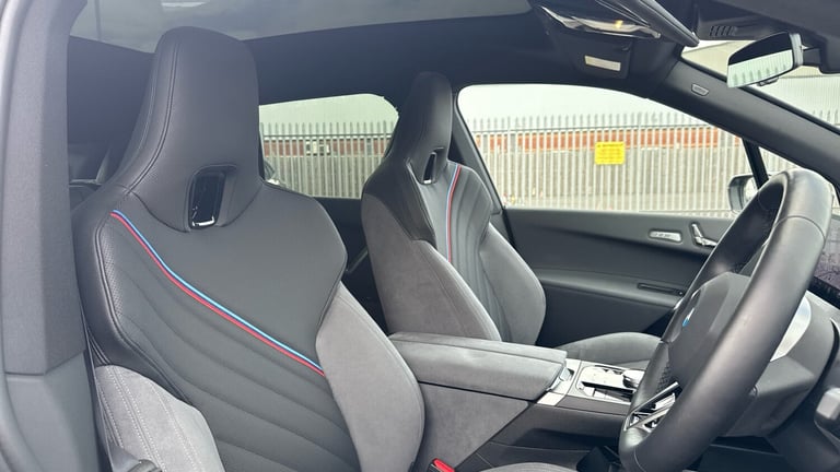 2025 BMW iX 300kW xDrive45 M Sport 101kWh 5dr Auto Electric Estate Estate Electric Automatic