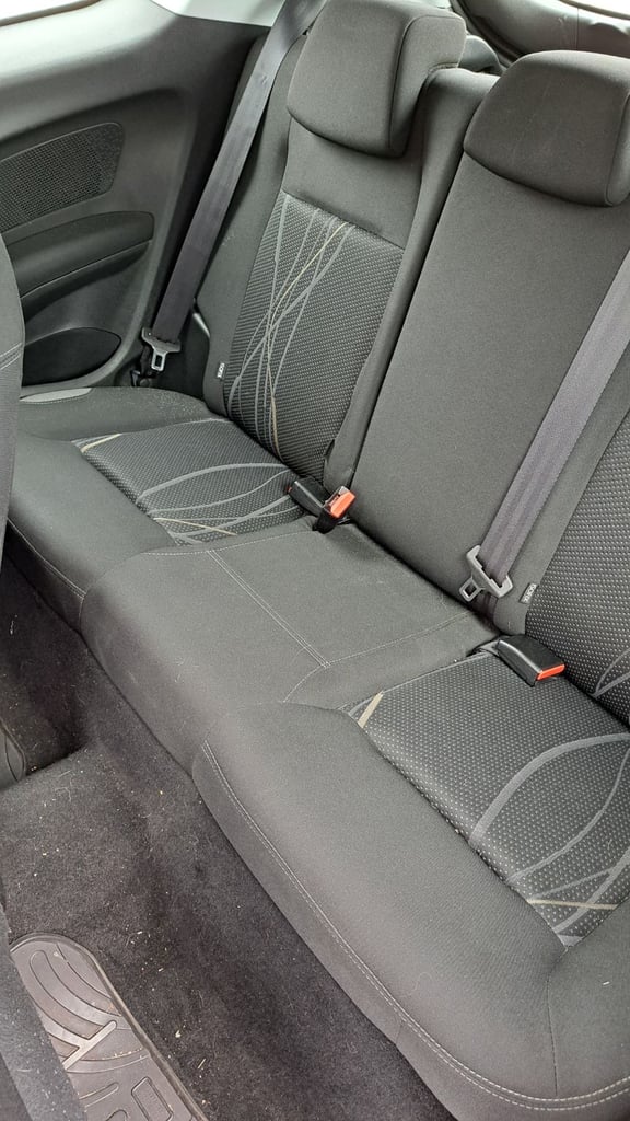 Peugeot, 208, Hatchback, 2013, Manual, 999 (cc), 3 doors