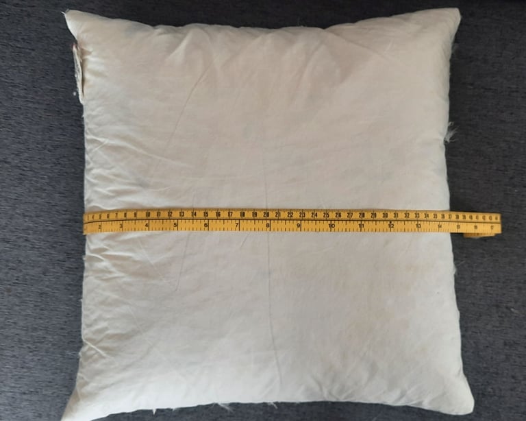 40x40cm, 16x16" Goose Feather Cushion Filler Pillow