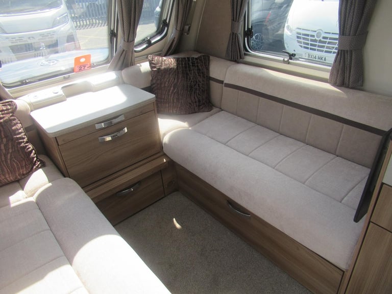 Swift Elegance 565