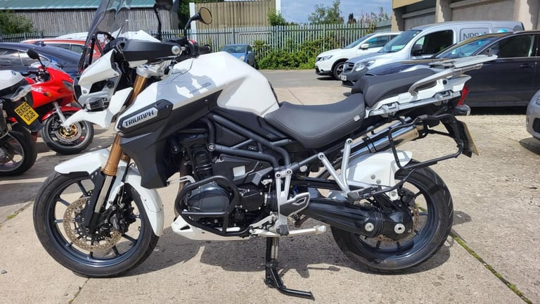 image for 2015 15 TRIUMPH EXPLORER 1200 WHITE TIGER 1215 ADVENTURE TOURER HISTORY 26K 