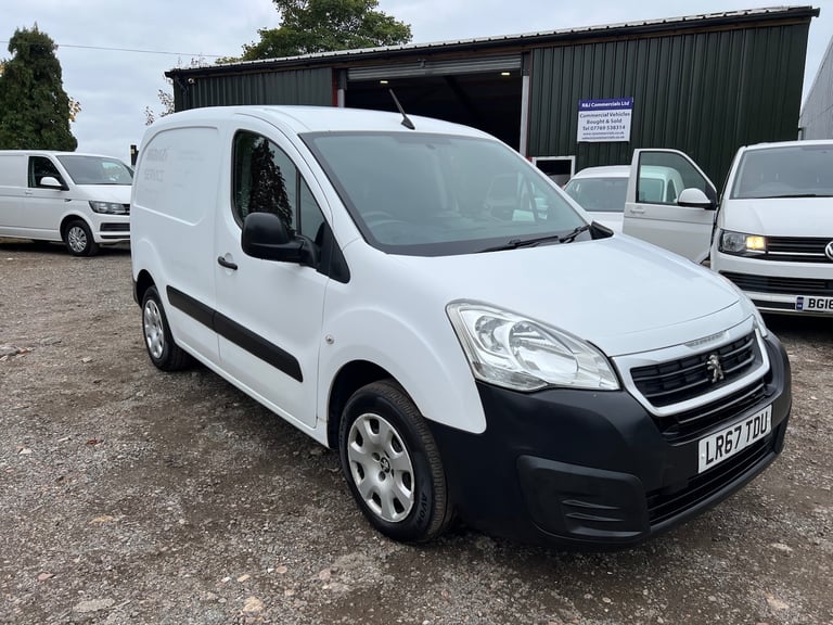 image for 2017 Peugeot Partner 850 1.6 BlueHDi 100 Professional Van AIR CON SAT NAV CITROEN BERLINGO PANEL ...