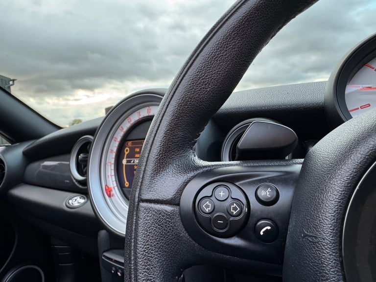 2013 MINI ROADSTER CONVERTIBLE 2.0 COOPER SD AUTOMATIC, 12 MONTHS MOT, STUNNING 