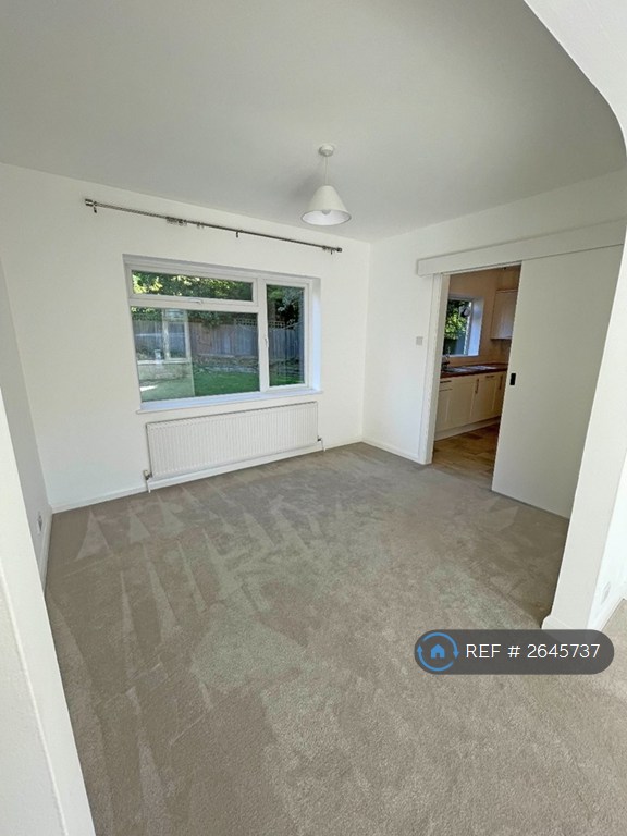 4 bedroom house in The Ridgeway, Marlow, SL7 (4 bed) (#2645737)