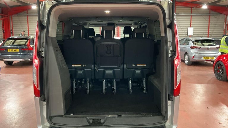 2020 Ford Tourneo Custom 2.0 320 EcoBlue Titanium Auto L2 Euro 6 (s/s) 5dr MPV Diesel Automatic