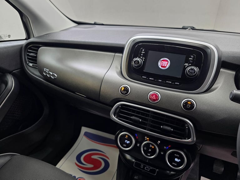 2016 Fiat 500X 1.6 MultiJetII Cross Euro 6 (s/s) 5dr HATCHBACK Diesel Manual