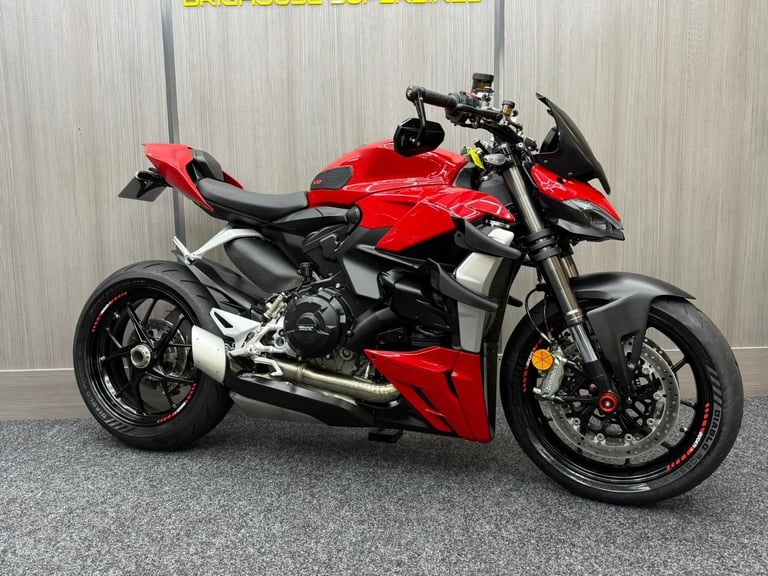 2022 22 Ducati Streetfighter V2 955 ABS - JUST 3726 MILES - WINGS