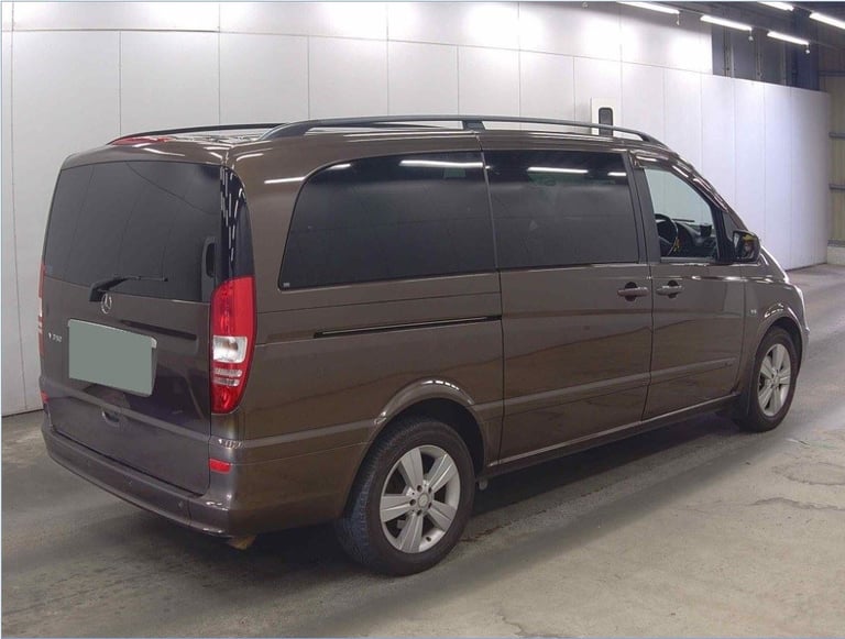 FRESH IMPORT 2013 MERCEDES-BENZ V350 AMBIENTE VIANO 3.5 V6 AUTO LONG WHEEL BASE 