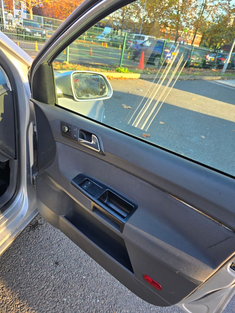 Volkswagen, POLO, Hatchback, 2006, Automatic, 1390 (cc), 5 doors