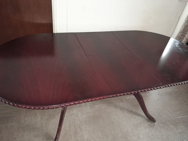 6/8 person Dining table for free 