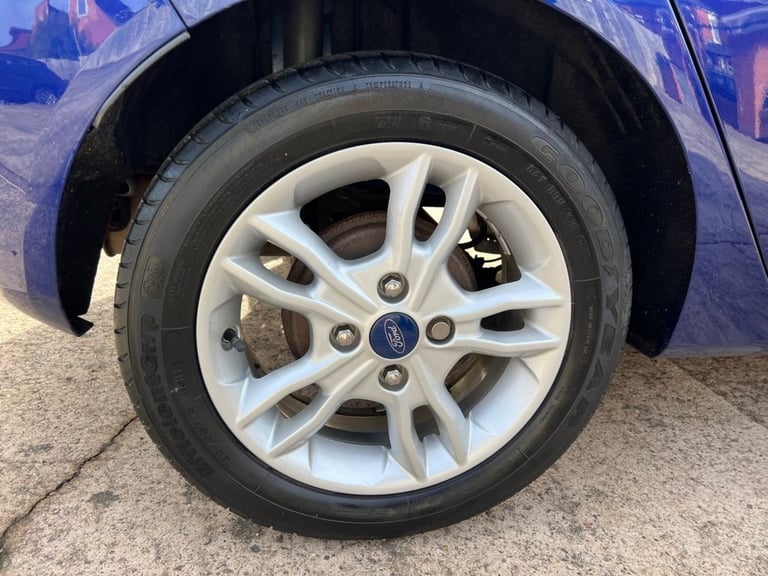 2017 Ford Fiesta 1.25 82 Zetec 5dr HATCHBACK PETROL Manual