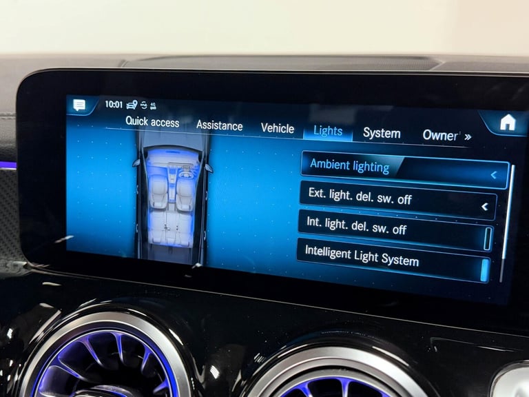 2022 Mercedes-Benz GLB 2.0 GLB35 AMG (Premium Plus) SUV 5dr Petrol 8G-DCT 4MATIC Euro 6 (s/s) (30...