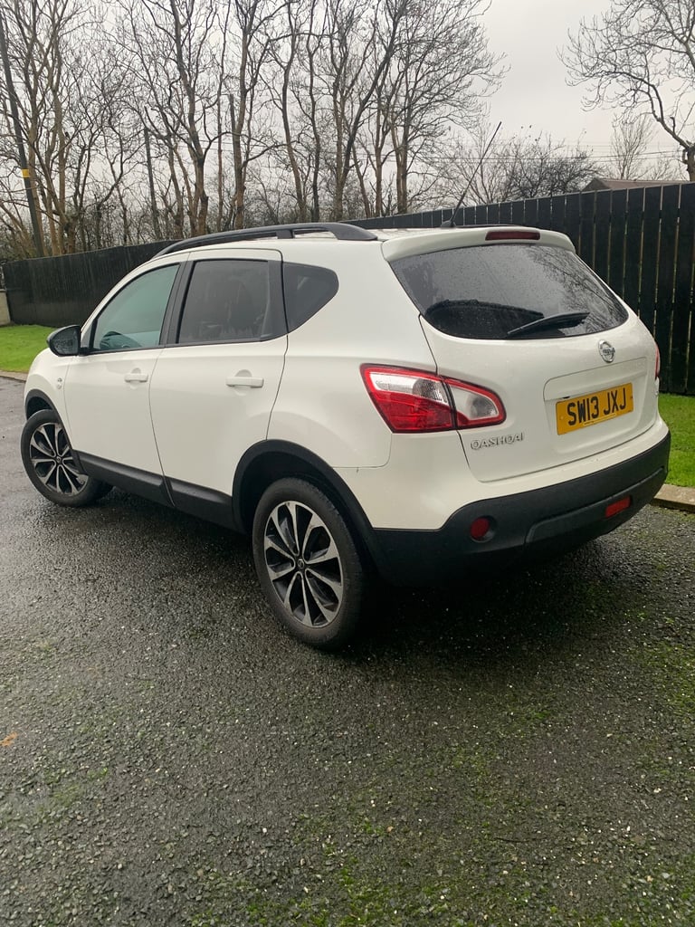 Nissan, QASHQAI, Hatchback, 2013, Manual, 1461 (cc), 5 doors