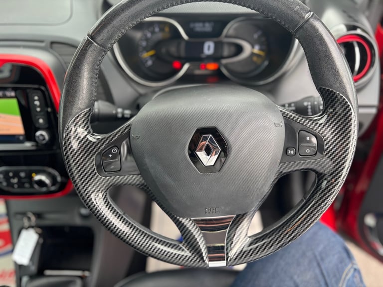 2015 Renault Captur 1.5 dCi 90 Signature Nav 5dr HATCHBACK Diesel Manual