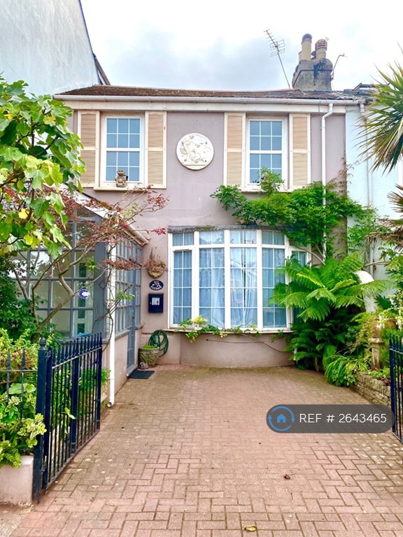 3 bedroom house in Strand, Shaldon, Teignmouth, TQ14 (3 bed) (#2643465)