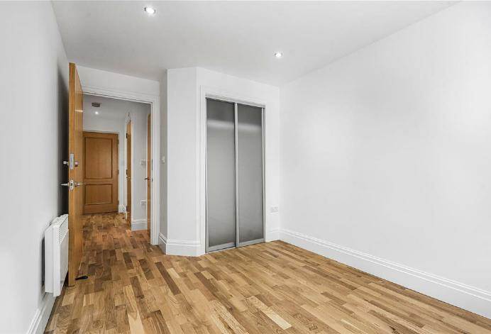 1 BEDROOM FLAT ROYAL QUARTER SEVEN KINGS WAY, KINGSTON UPON THAMES   