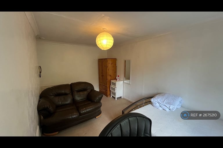 1 bedroom in Beattie Avenue, Aberdeen, AB25 (#2675210)