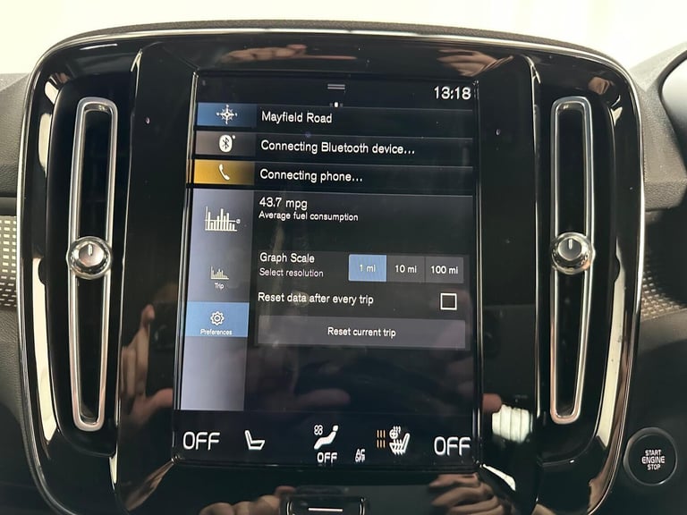  Volvo XC40 1.5h T4 Recharge 10.7kWh R-Design Auto Euro 6 (s/s) 5dr Petrol/Electric Hybrid Automatic