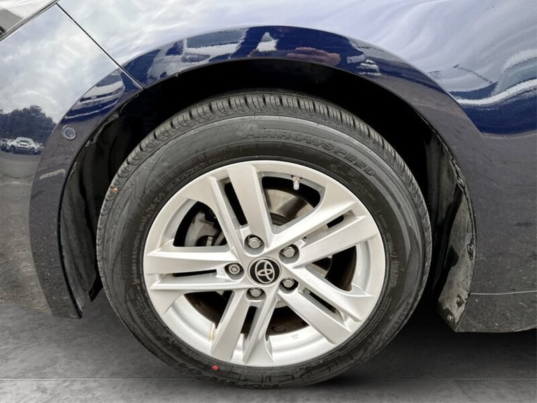  Toyota Corolla VVT-h Icon Tech Hatchback HYBRID Automatic