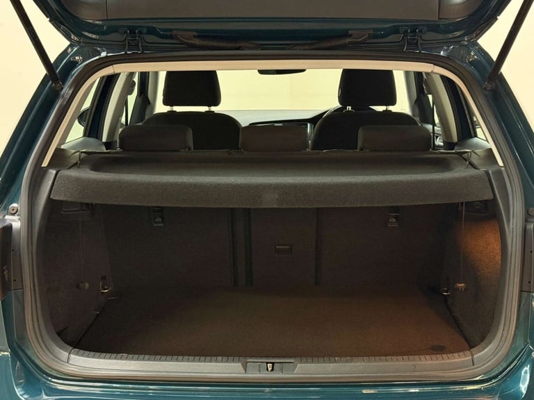 2017 Volkswagen Golf 1.6 TDI BlueMotion Tech SE Nav Euro 6 (s/s) 5dr Hatchback Diesel Manual