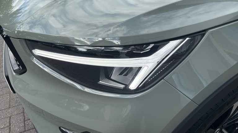 2025 Volvo XC40 Plus, B4 Mild hybrid, Petrol, Dark Estate Petrol Automatic