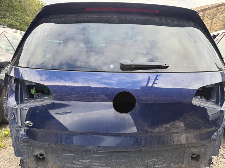 VW Golf R MK7.5 Tailgate.