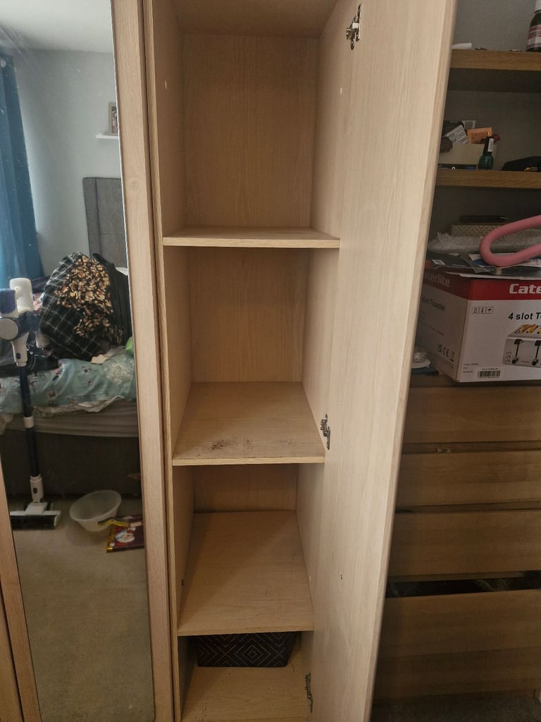 Wardobes. 2 big doubles and 1 single unit with shelves 