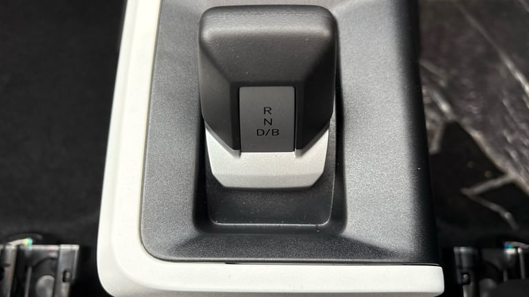 2025 Dacia Spring 27kWh Expression 65 48kW 5dr Auto Electric Hatchback Hatchback Electric Automatic