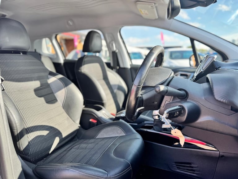 2016 Peugeot 2008 1.2 PureTech Allure Euro 6 (s/s) 5dr HATCHBACK Petrol Manual