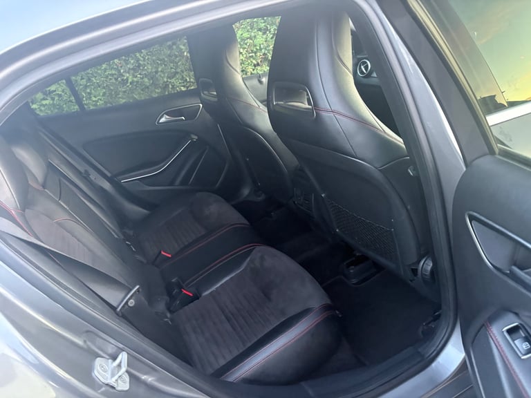 2016 Mercedes GLA220d 4Matic AMG Line 