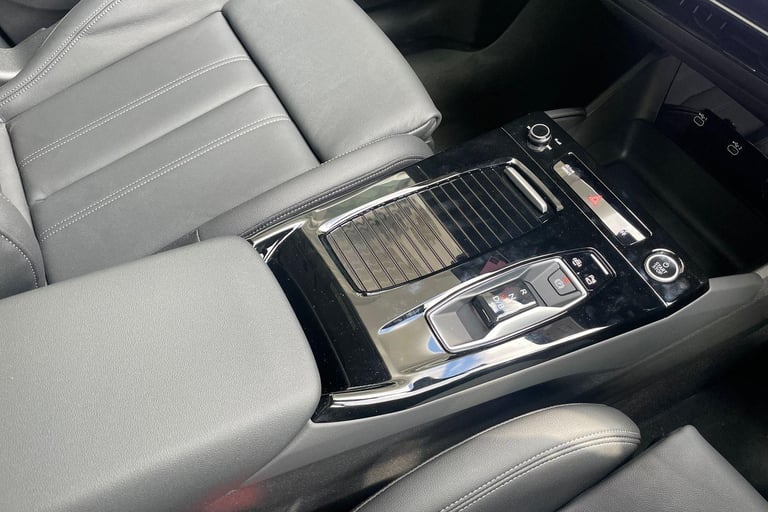 2025 Audi Q6 e-tron 100kWh Performance Sport SUV 5dr Electric Auto (306 ps) ESTATE Electric Autom...