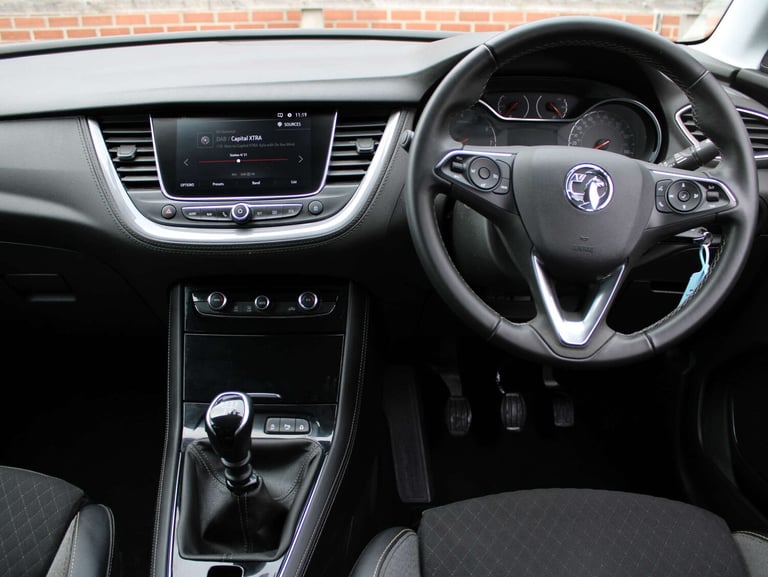 2020 Vauxhall Grandland X 1.5 TD SRi Nav 5dr SUV Diesel Manual