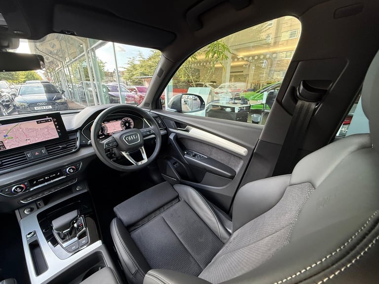  Audi Q5 2.0 TFSIe 50 S line SUV 5dr Petrol Plug-in Hybrid S Tronic quattro Euro 6 ( Petrol/Elect...