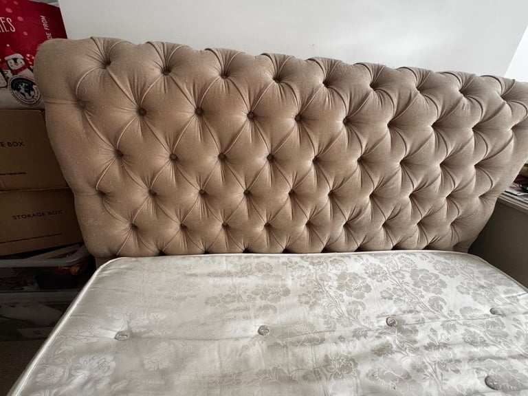 Kingsize Bed complete with Laura Ashley Mattress