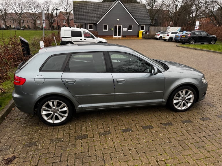 Audi, A3, Hatchback, 2011, Semi-Auto, 1968 (cc), 5 doors