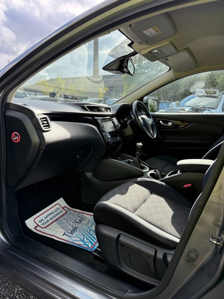 2016 Nissan Qashqai 1.5 dCi N-Connecta 5dr , Euro 6 , No VAT HATCHBACK Diesel Manual