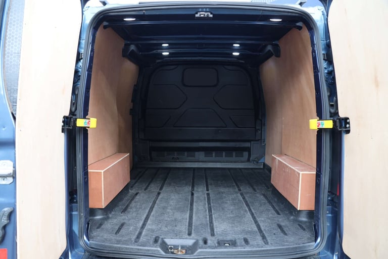 2019 Ford Transit Custom 2.0 EcoBlue 130ps Low Roof Limited Van PANEL VAN DIESEL Manual