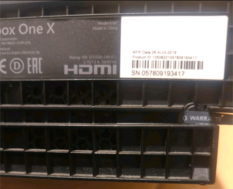 Xbox one X 4K console 1TB + games (no controller)