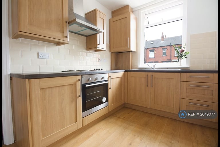 3 bedroom house in Cross Flatts Drive, Leeds, LS11 (3 bed) (#2649077)