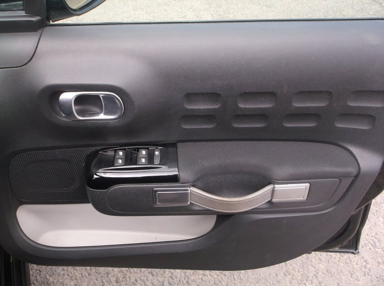 2018 Citroen C3 1.2 PureTech 82 Flair 5dr HATCHBACK Petrol Manual