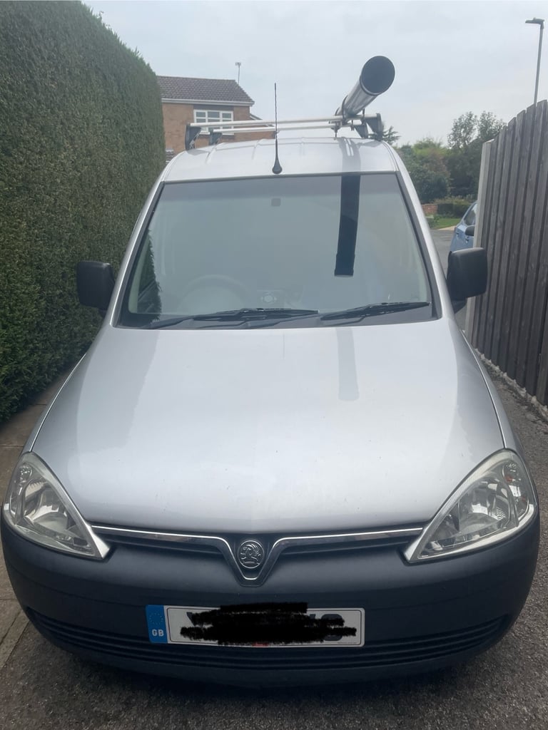 Vauxhall combo 2011