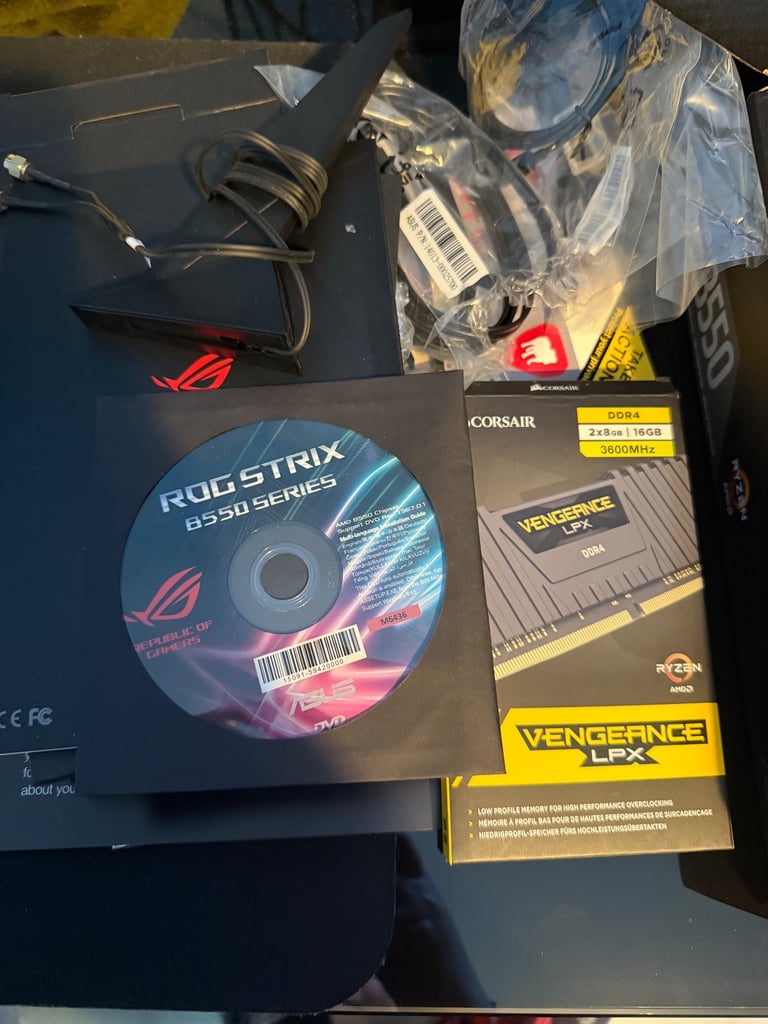 ASUS ROG Strix B550-E Bundle