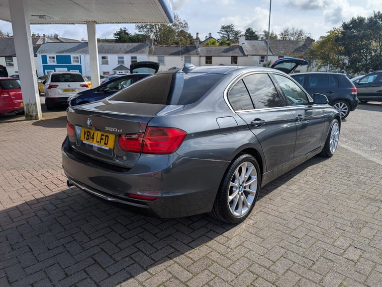 BMW 3 SERIES 2.0 320d Luxury Saloon 2014