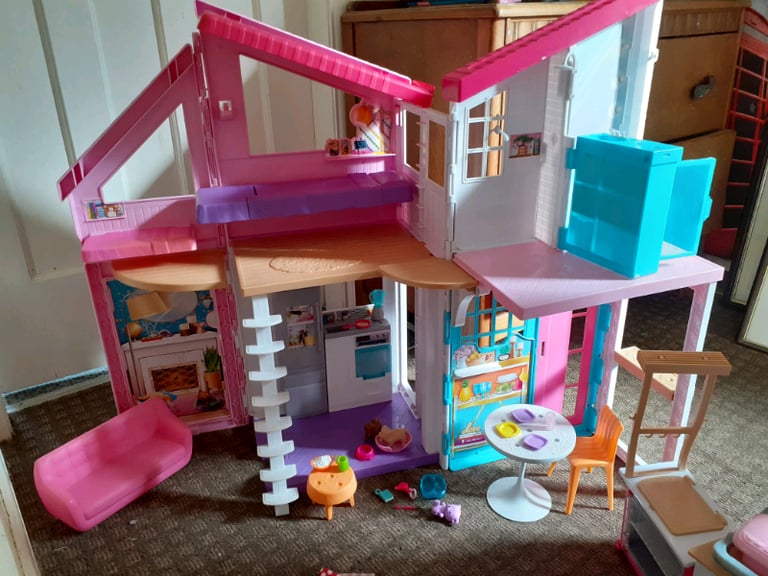 Gumtree barbie dream store house