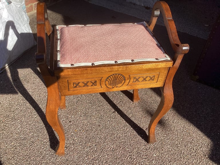 Vintage piano stool