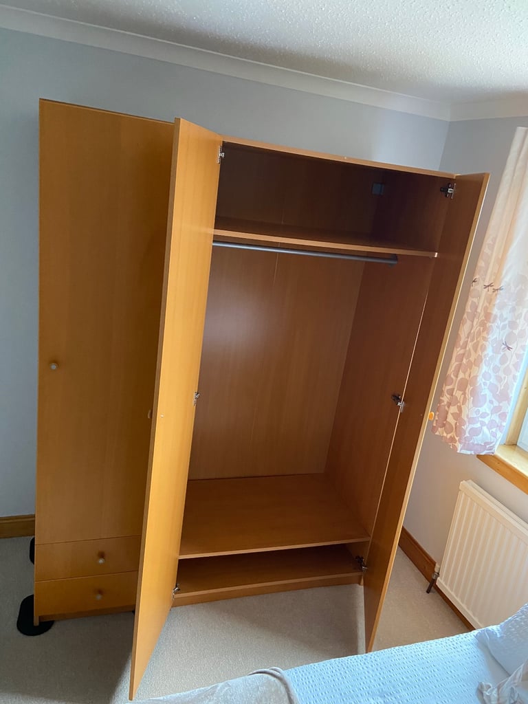 FREE TO COLLECT Wardrobes  