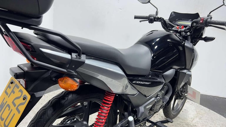 Honda CB 2022 VERY CLEAN LOW MILEAGE 2K 125CC COMMUTER LEARNER BIKE