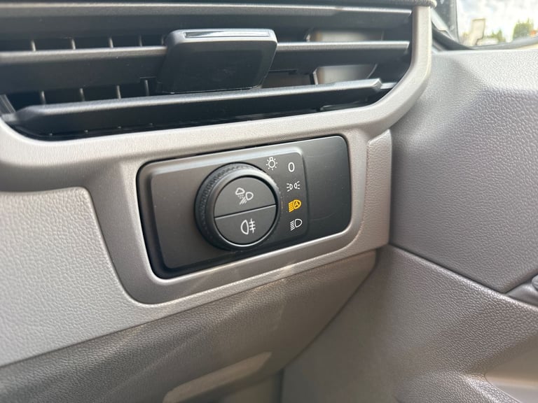  Volkswagen Transporter Panel Van 2.0 Tdi T32 Commerce Plus Panel Van 5dr
