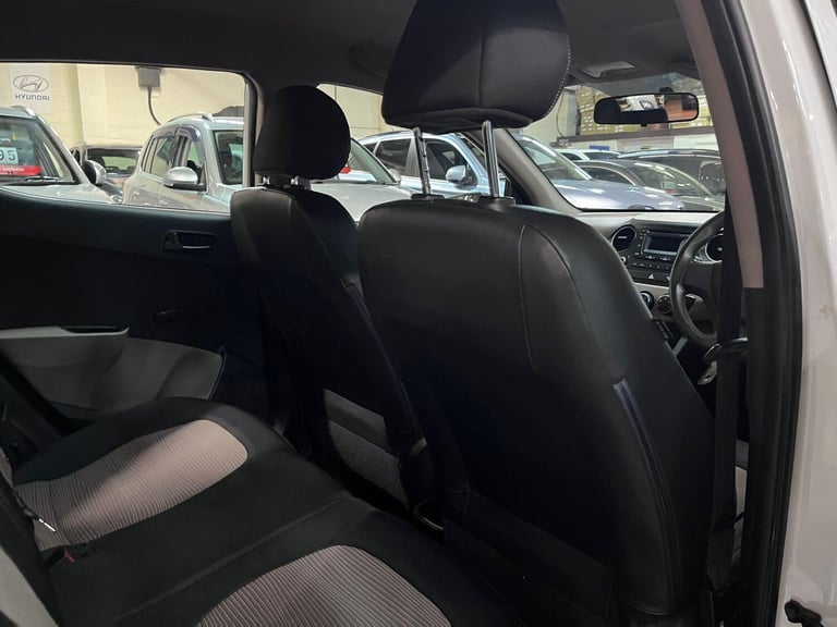  Hyundai i10 1.0 S Euro 5 5dr Petrol Manual