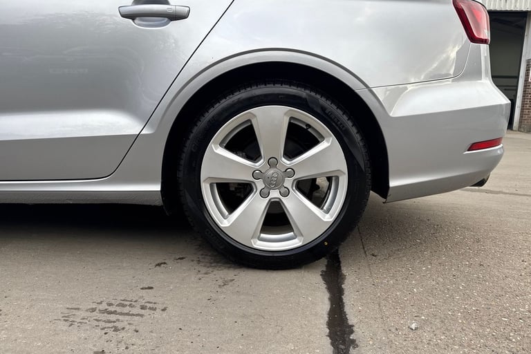 2016 Audi A3 72858 Saloon Petrol Automatic